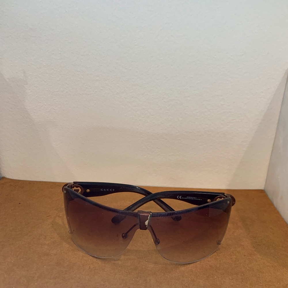 Vintage Y2K Gucci Sunglasses (Paris Hilton Vibes)